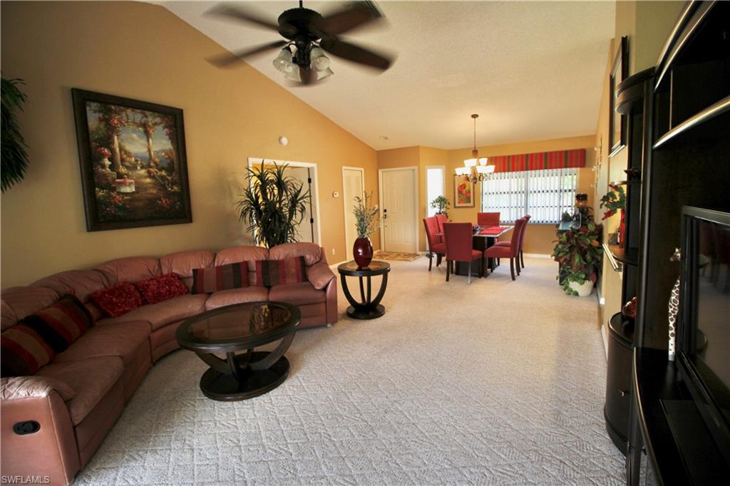 ISLES OF CALOOSA YACHT + RACQUET CLUB - Residential
