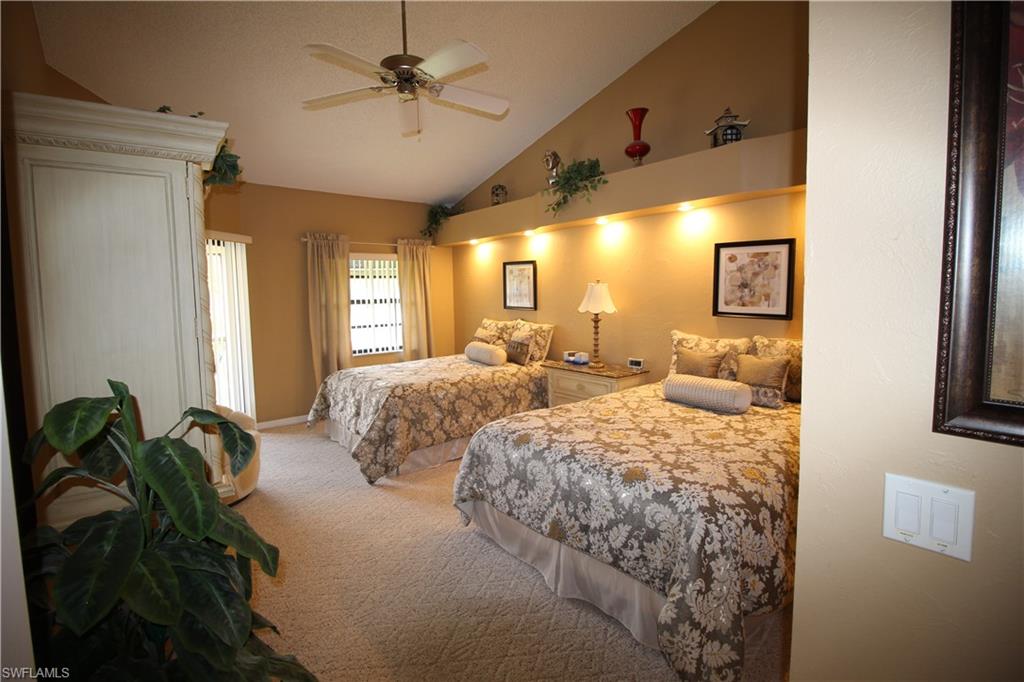 ISLES OF CALOOSA YACHT + RACQUET CLUB - Residential