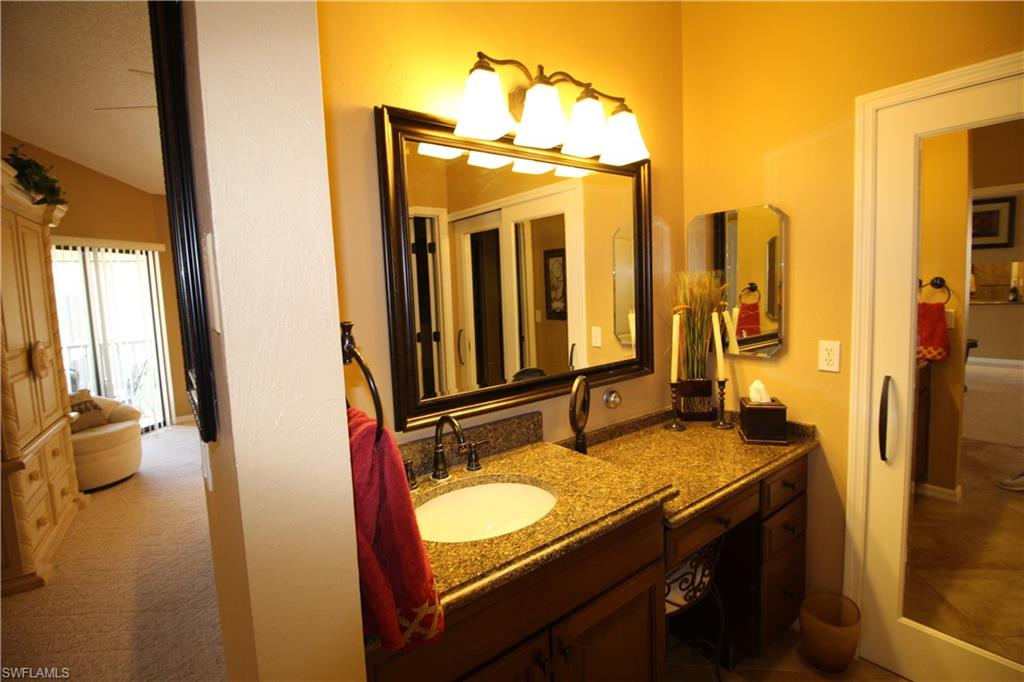 ISLES OF CALOOSA YACHT + RACQUET CLUB - Residential