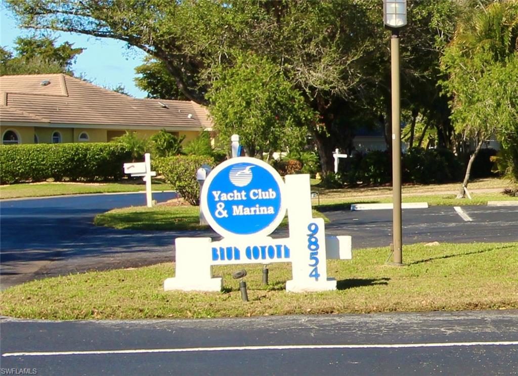 ISLES OF CALOOSA YACHT + RACQUET CLUB - Residential