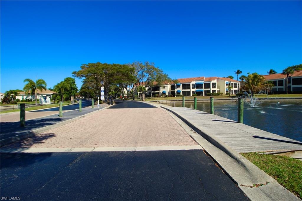ISLES OF CALOOSA YACHT + RACQUET CLUB - Residential