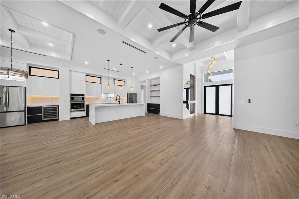 GOLDEN GATE ESTATES - Residential