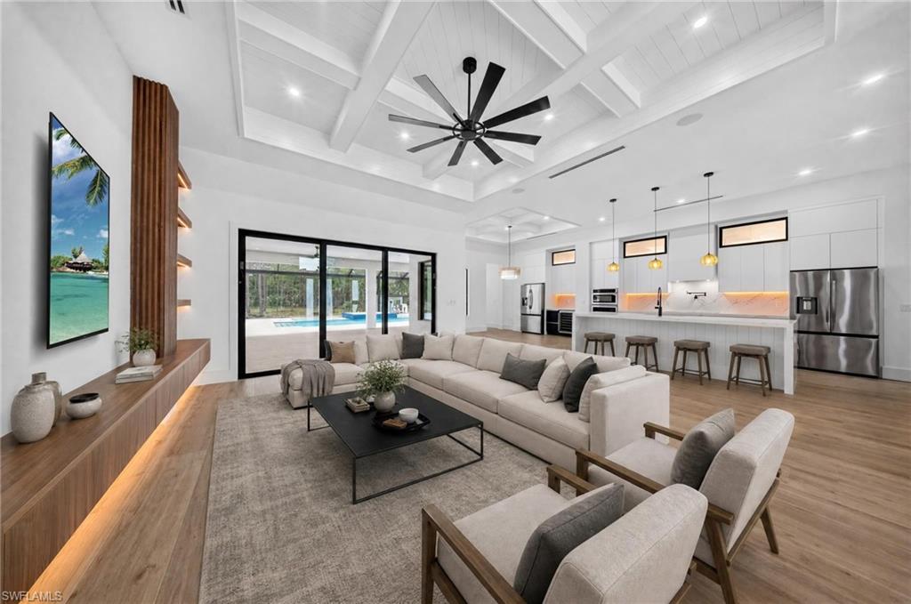 GOLDEN GATE ESTATES - Residential