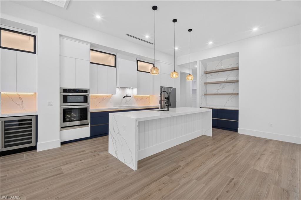 GOLDEN GATE ESTATES - Residential