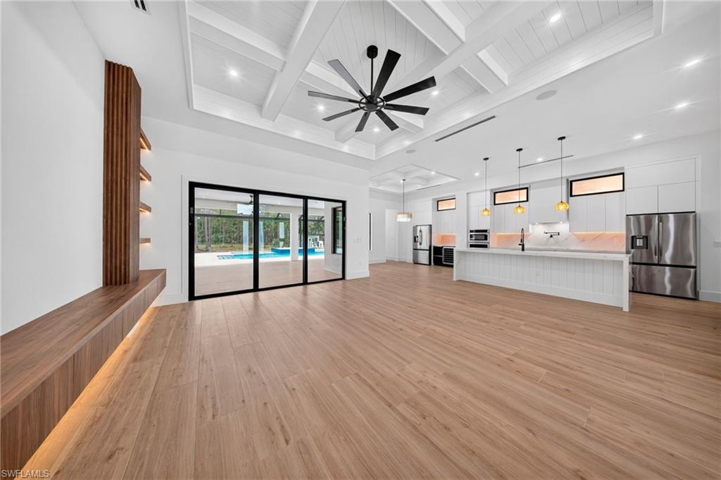 GOLDEN GATE ESTATES - Residential