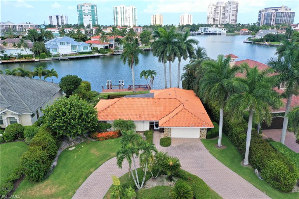 PARK SHORE - Residential