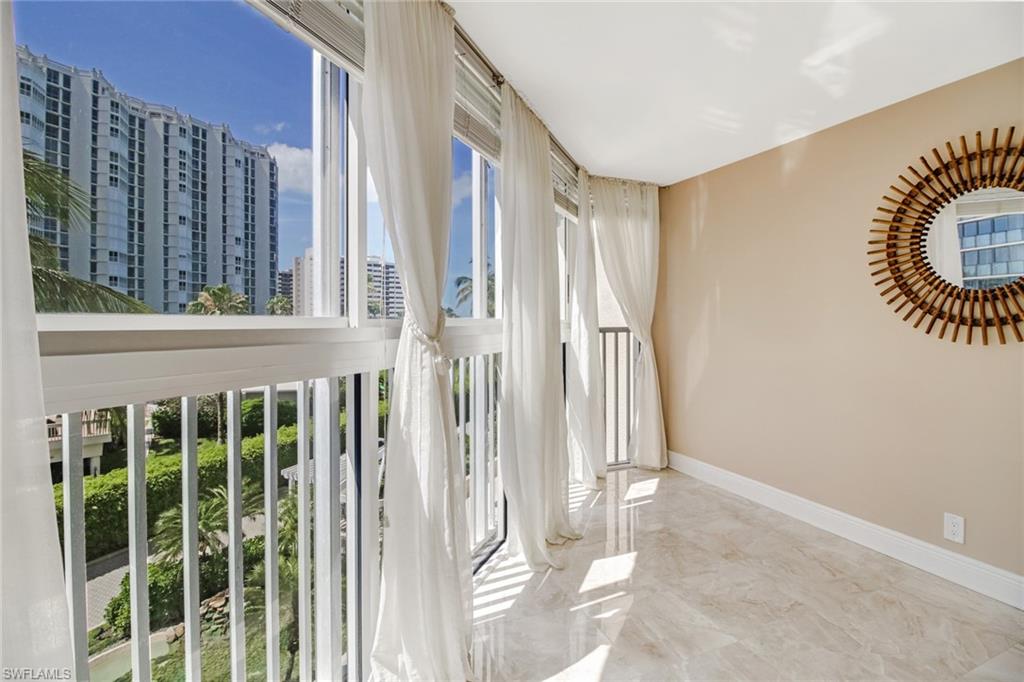 SAVOY - Residential Lease