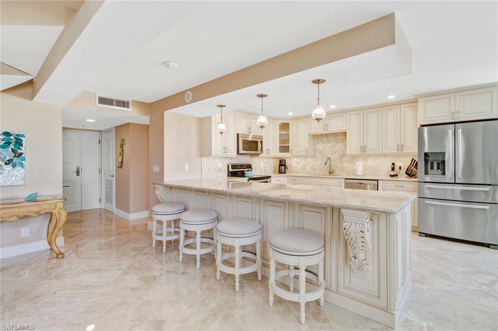 SAVOY - Residential Lease