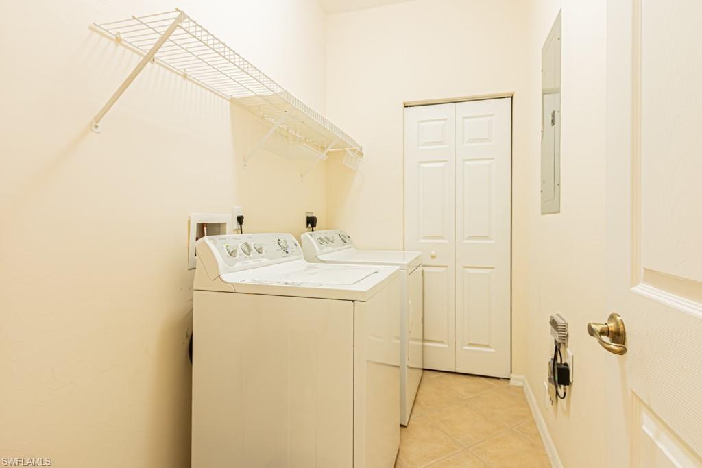 BISHOPWOOD EAST I - Residential