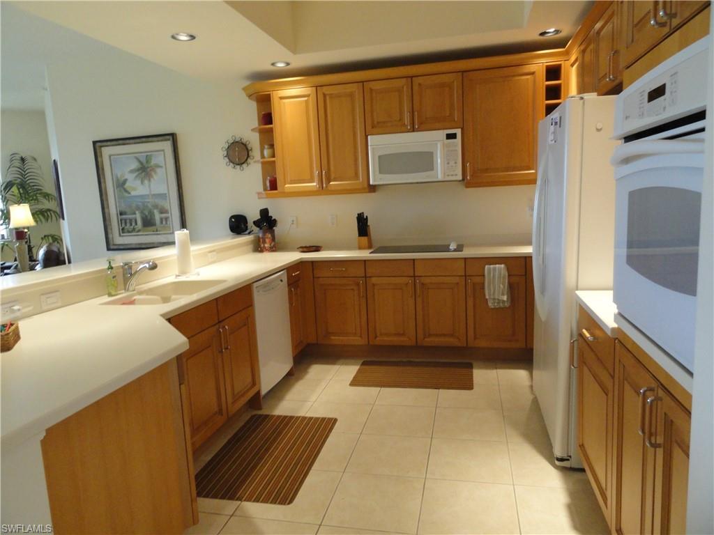 RIVA DEL LAGO - Residential