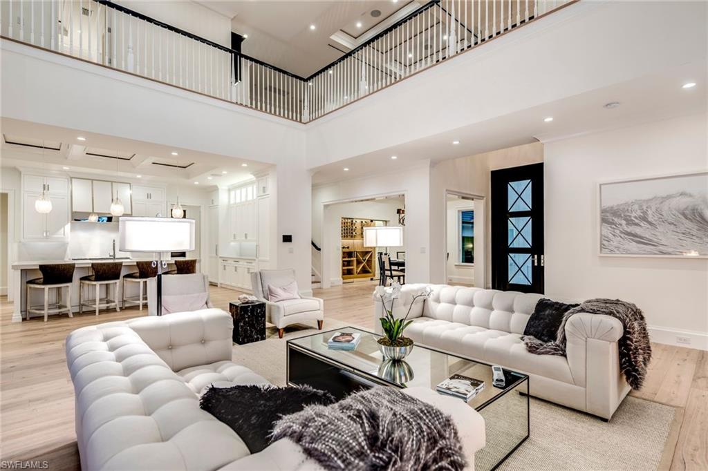 AQUALANE SHORES - Residential