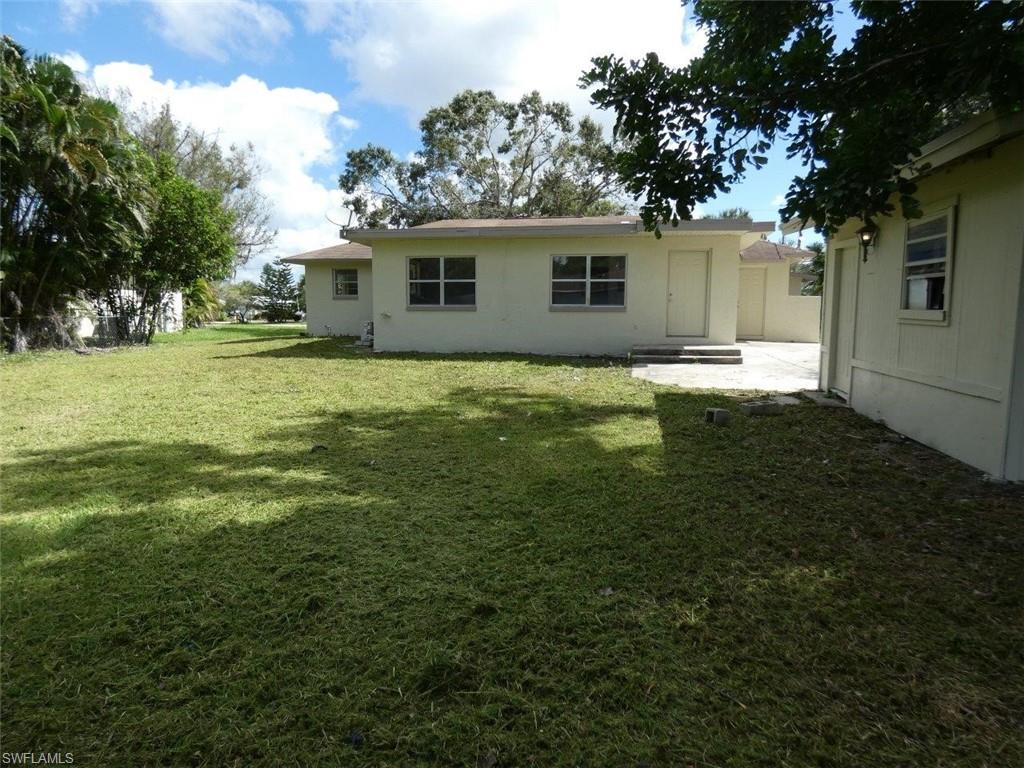 FORT MYERS SHORES - Residential