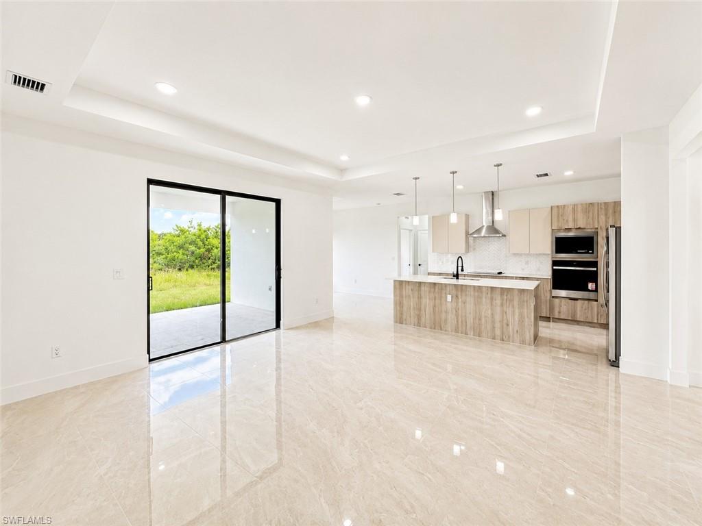 PORT LABELLE - Residential