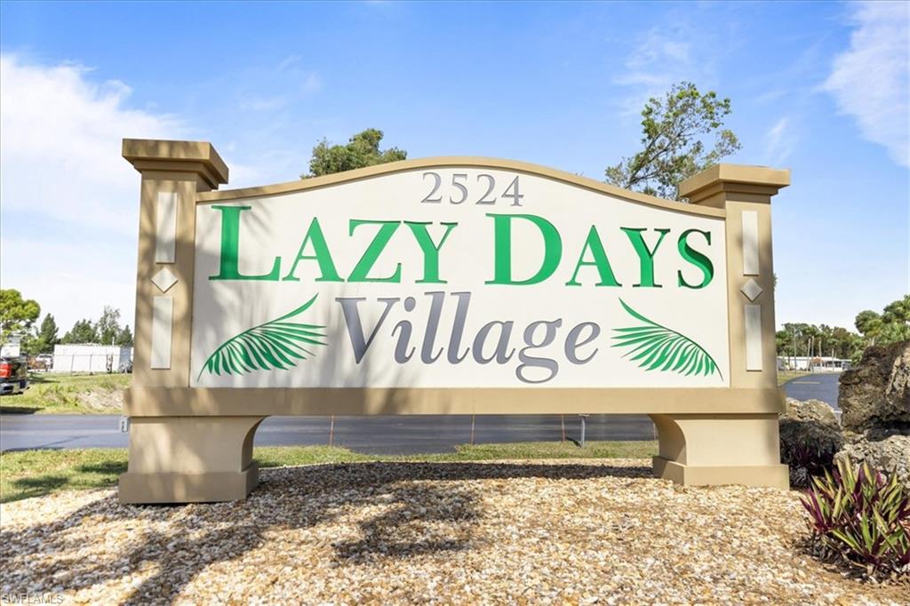 LAZY DAYS MOBILE VILLAGE - Residential
