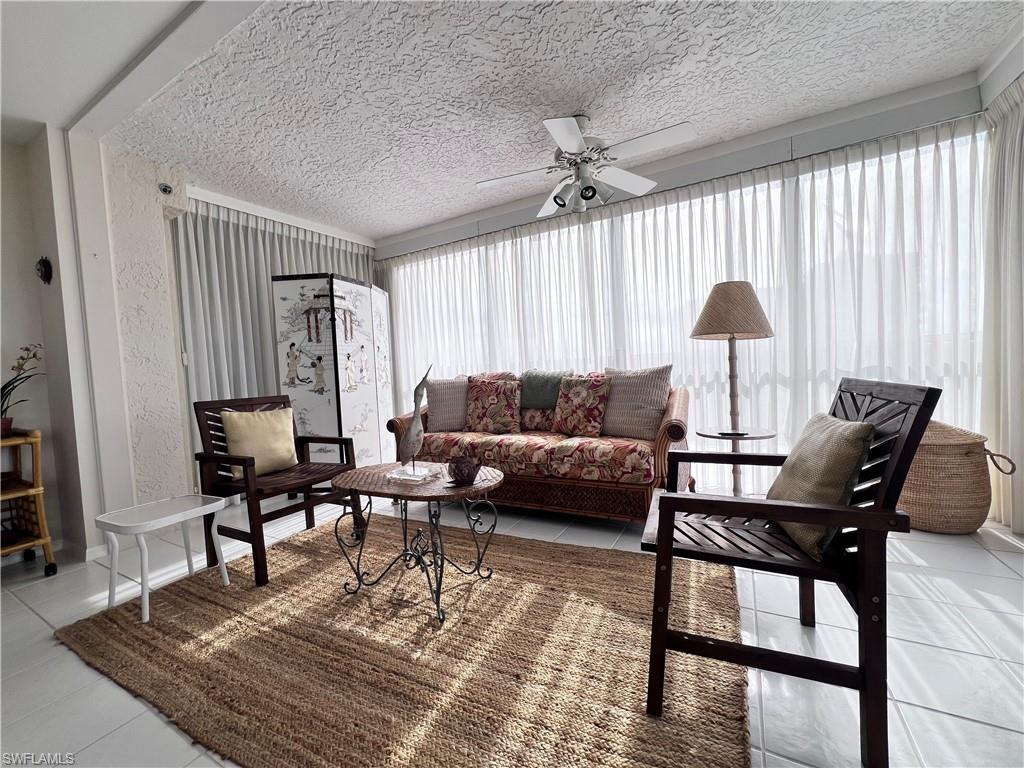 ST NICOLE - Residential Lease