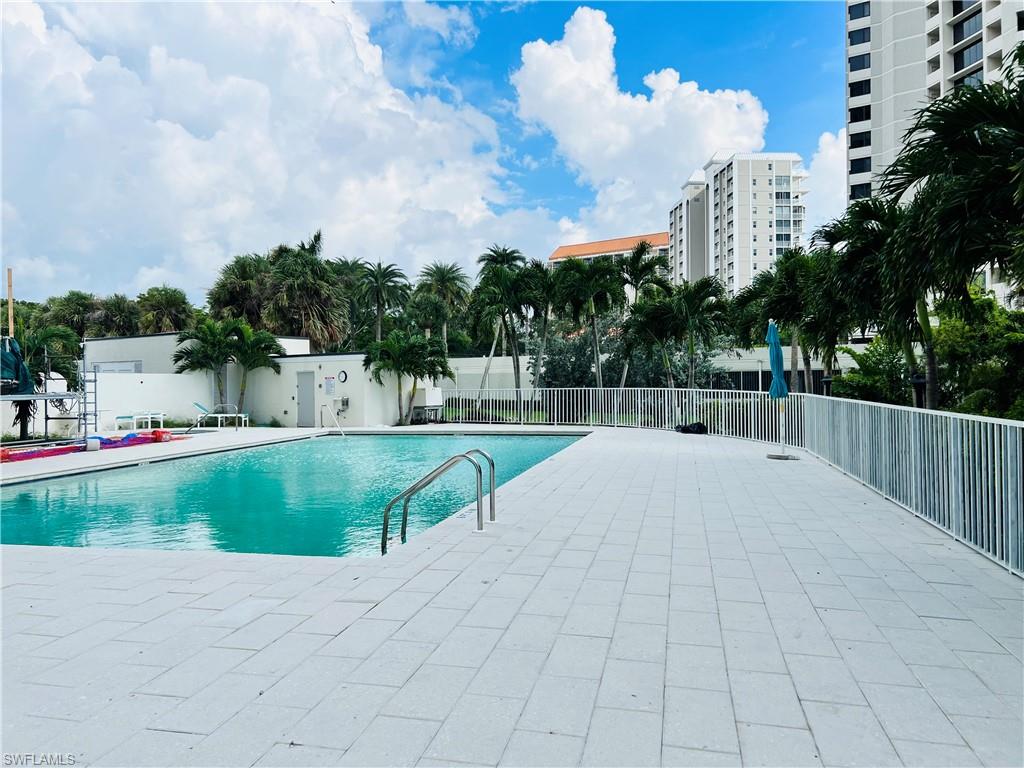 ST NICOLE - Residential Lease