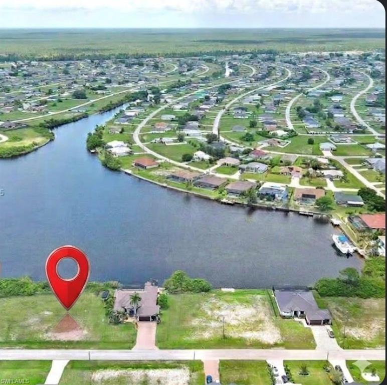 CAPE CORAL - Land