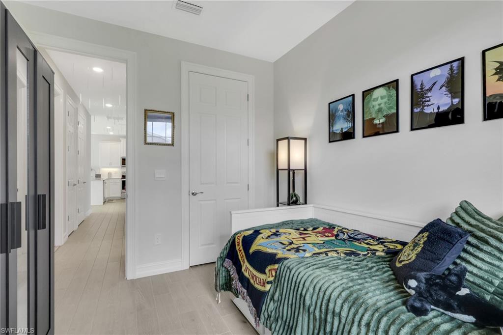 ENBROOK - Residential