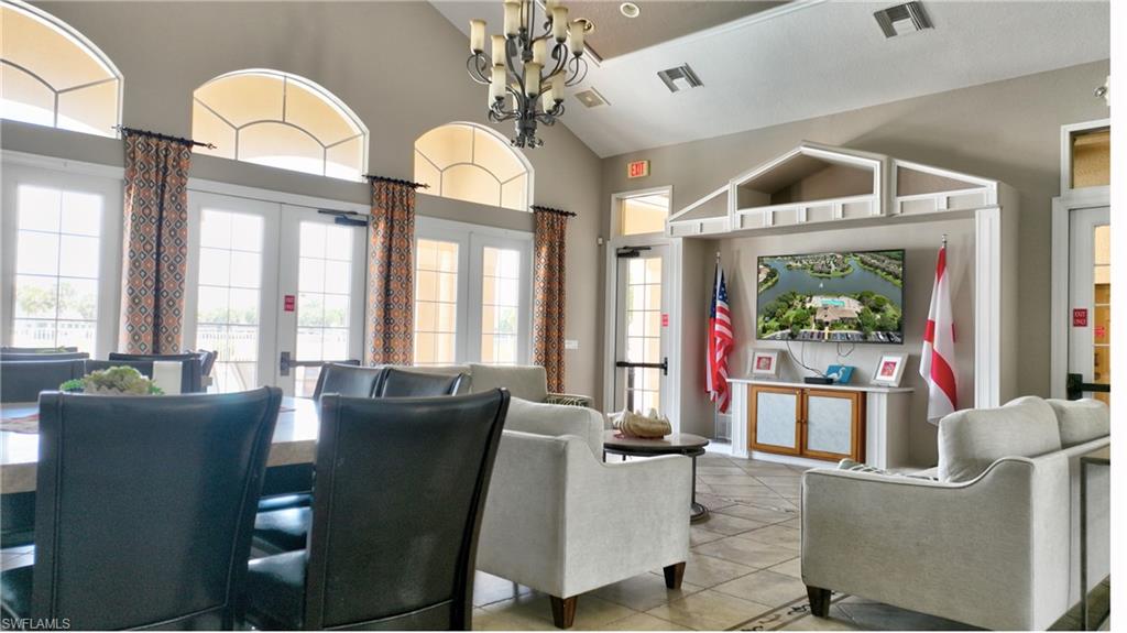 OLYMPIA POINTE - Residential