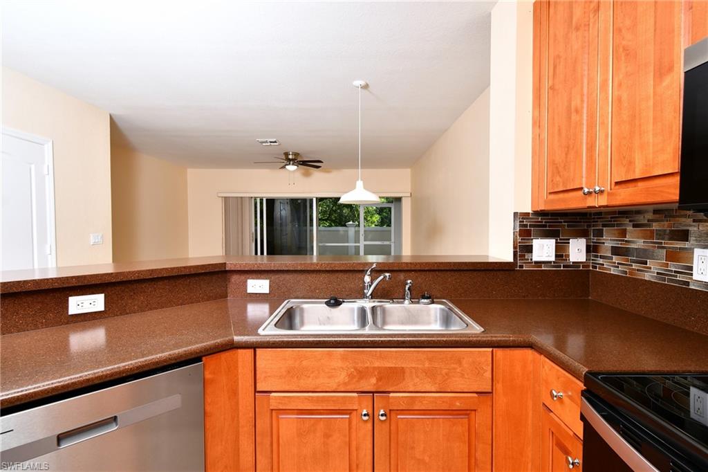 OLYMPIA POINTE - Residential