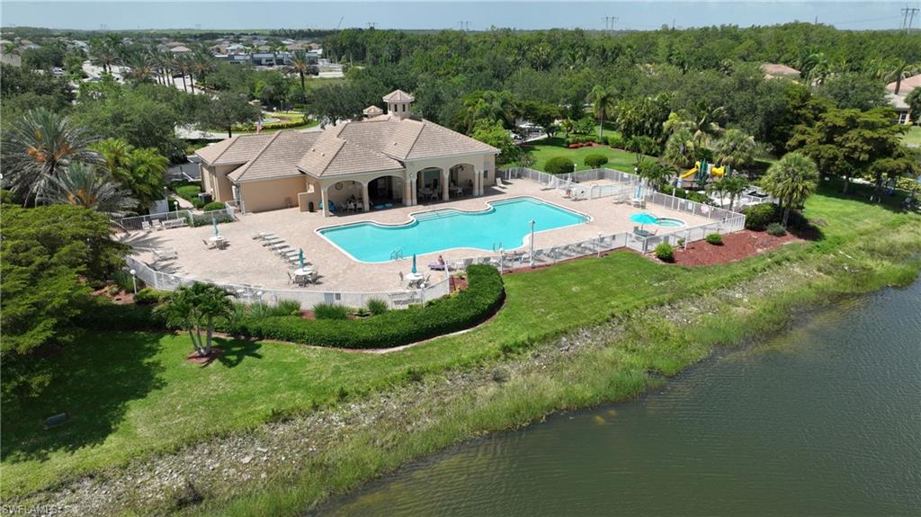 OLYMPIA POINTE - Residential