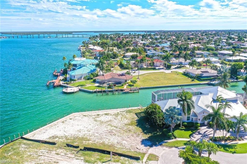 MARCO ISLAND - Land