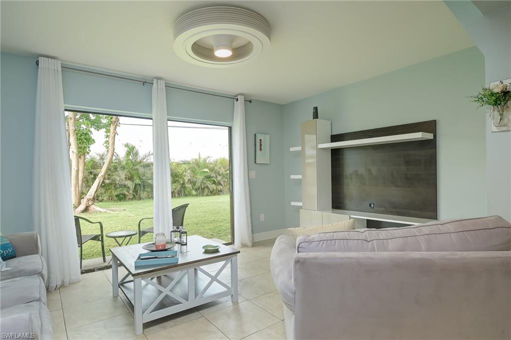 SQUARE ONE CONDO - Residential