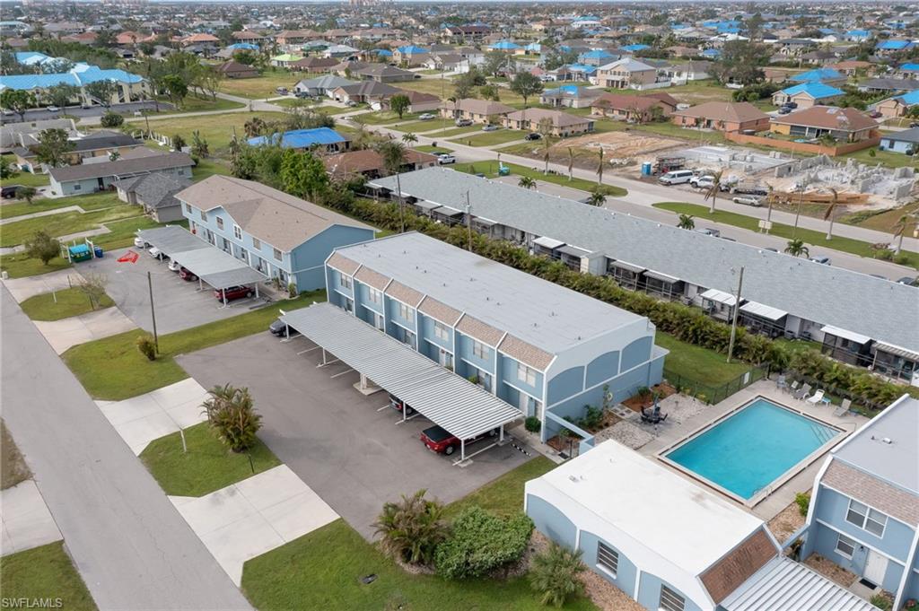 SQUARE ONE CONDO - Residential