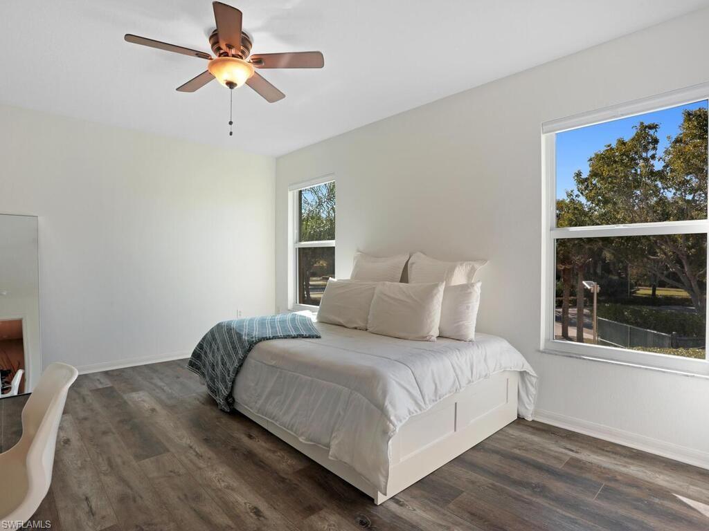 HUNTINGTON LAKES - Residential