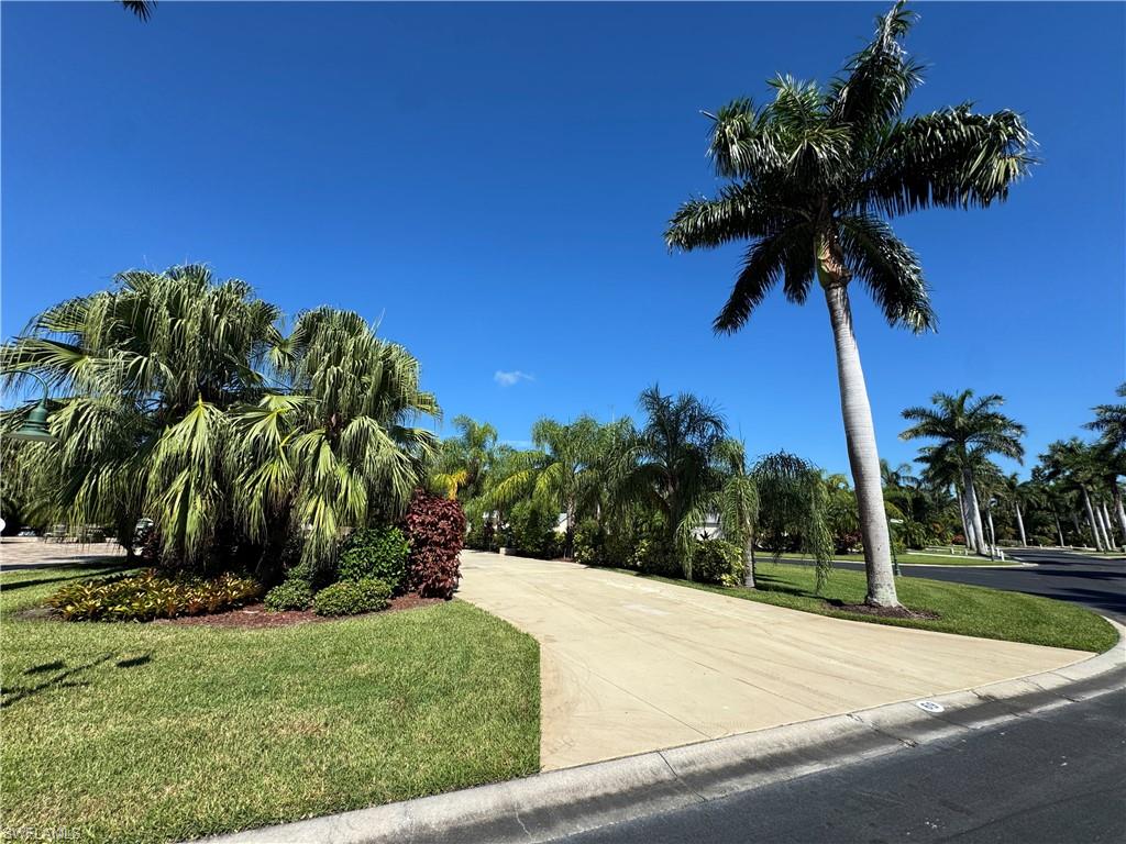 RIVERBEND MOTORCOACH RESORT - Land