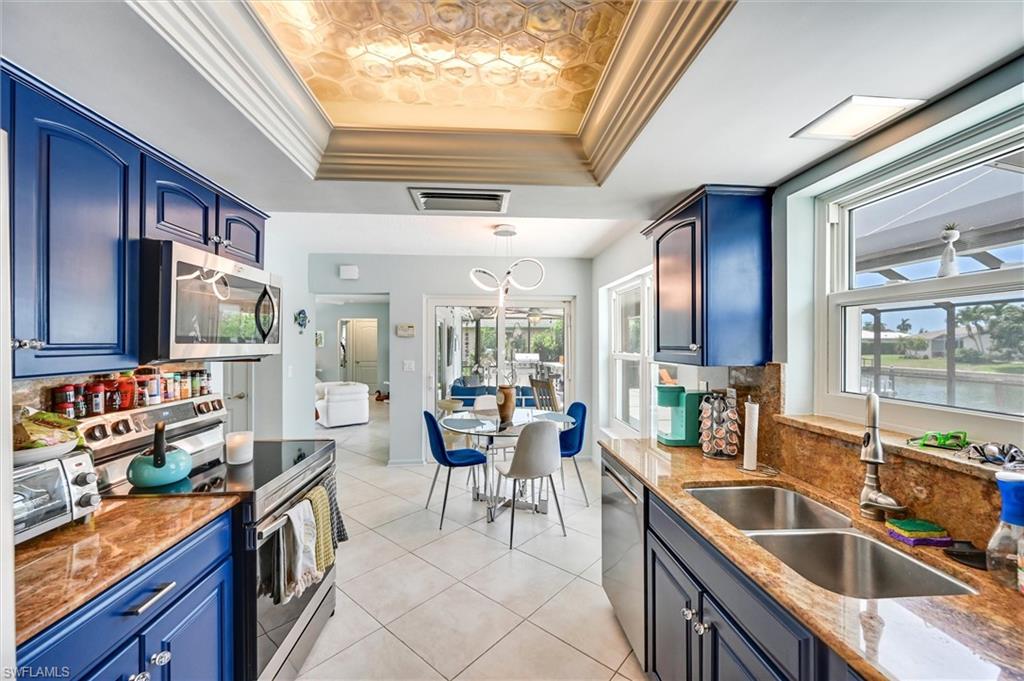 MARCO ISLAND - Residential
