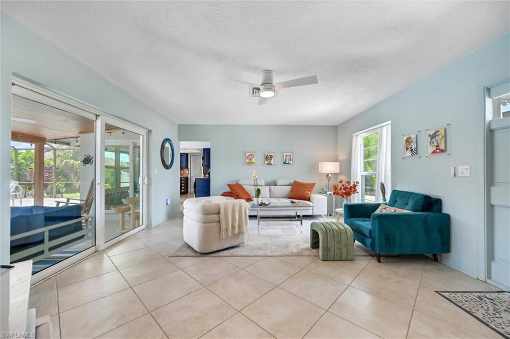 MARCO ISLAND - Residential