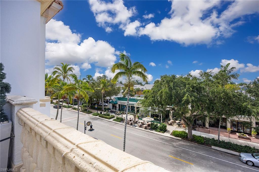 OLDE NAPLES - Residential Lease