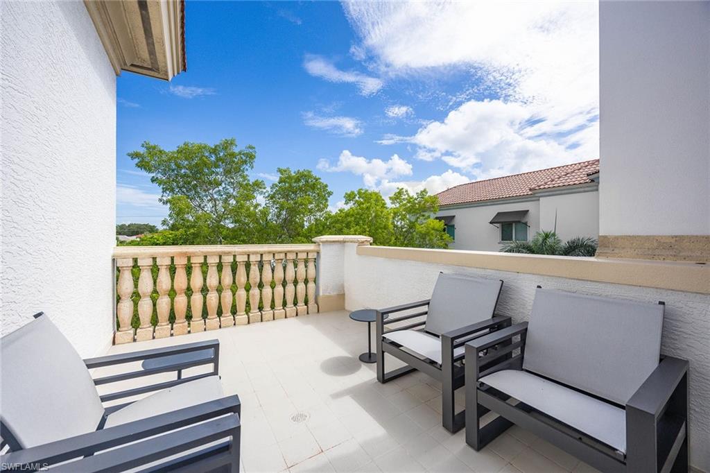 OLDE NAPLES - Residential Lease