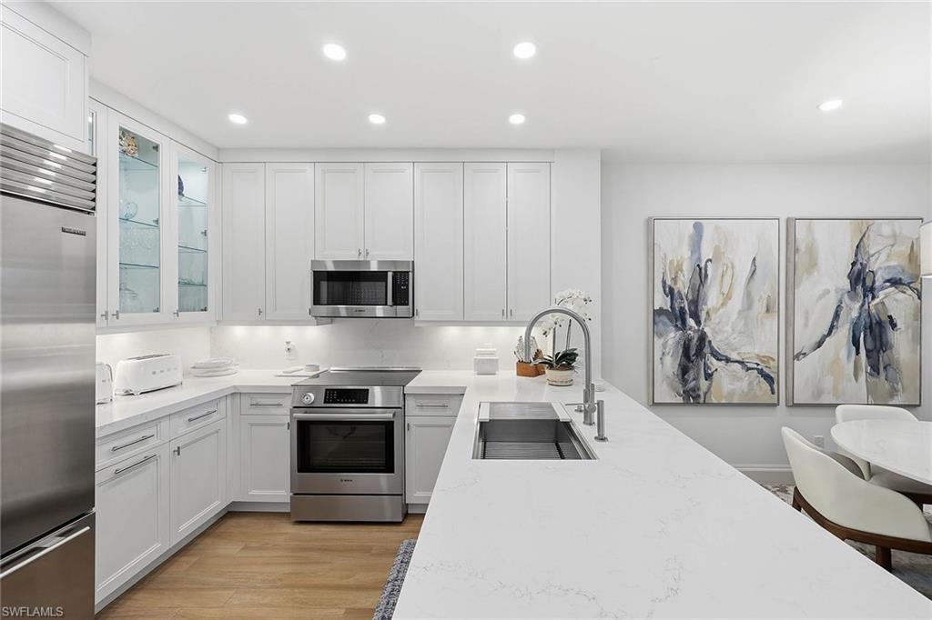 OLDE NAPLES - Residential Lease