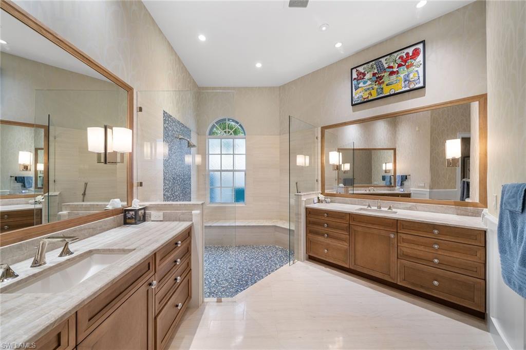 VIZCAYA AT BAY COLONY - Residential