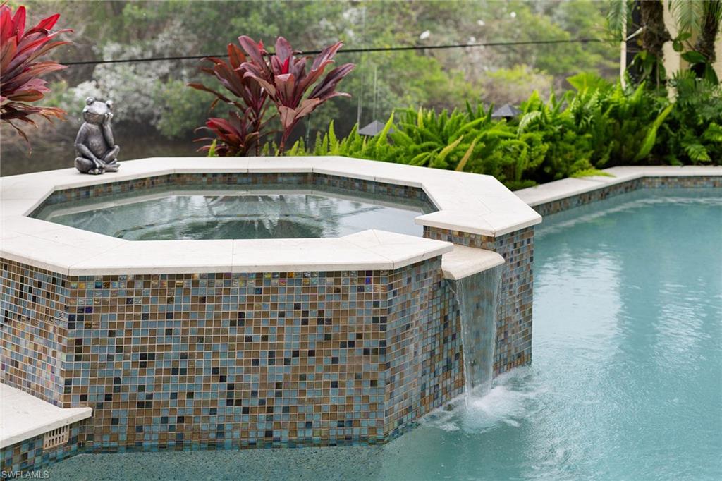 VIZCAYA AT BAY COLONY - Residential