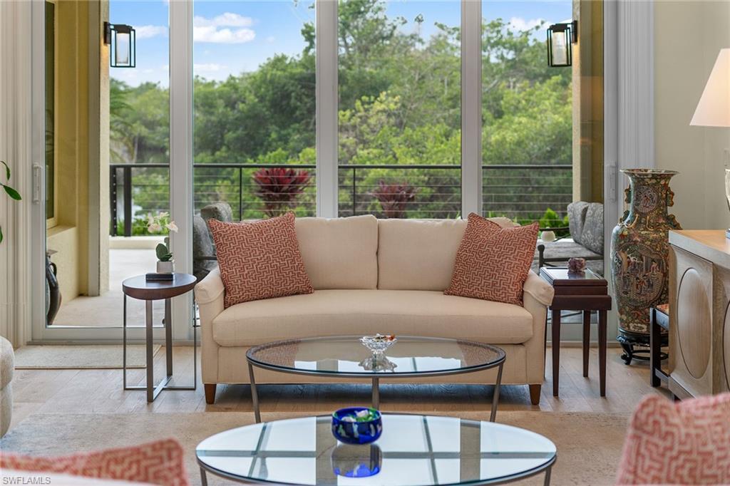VIZCAYA AT BAY COLONY - Residential