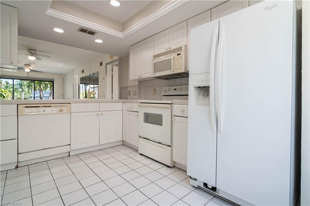 HARBOUR VILLAGE CONDO - Residential