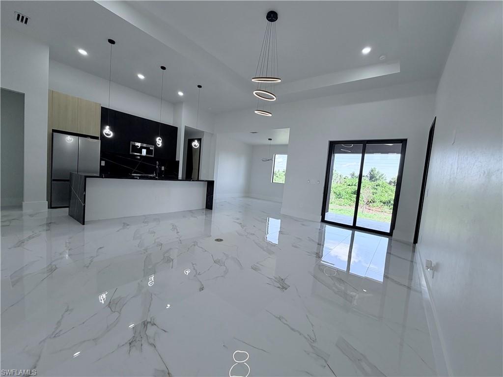 PORT CHARLOTTE - Residential