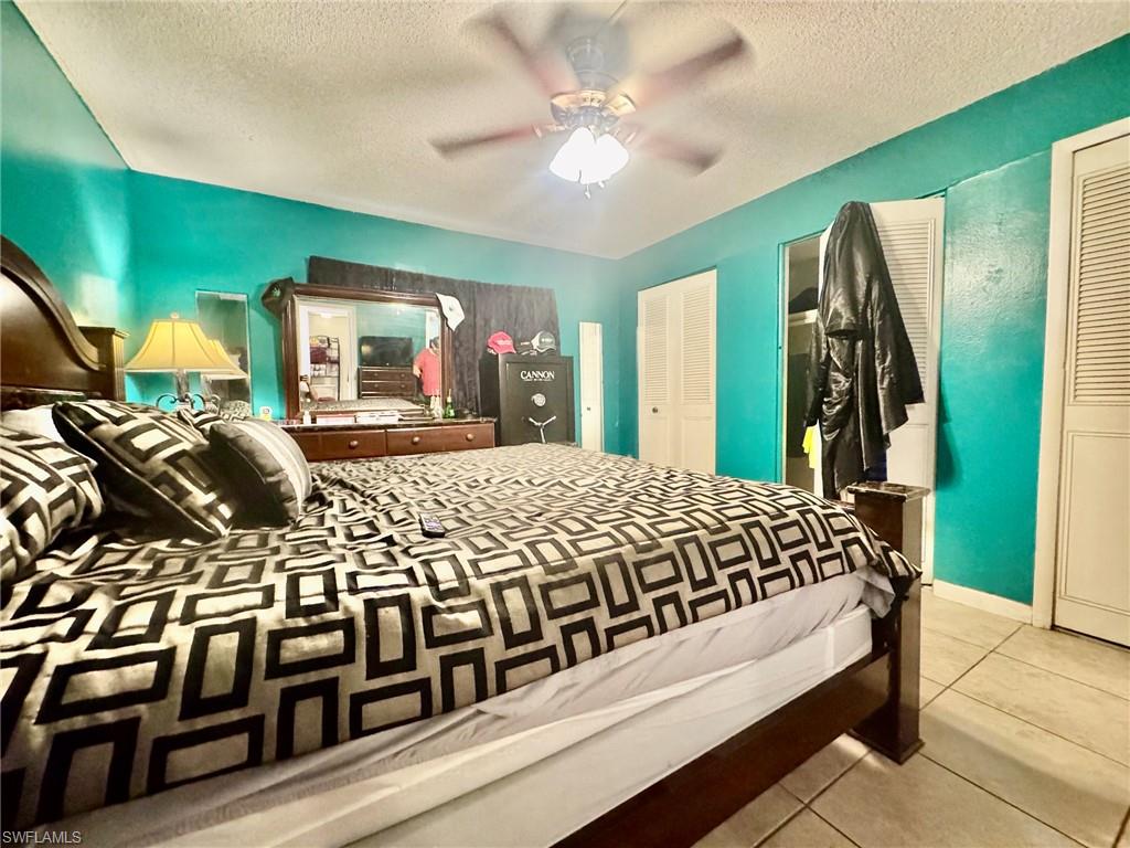 WINDSOR WEST - Residential
