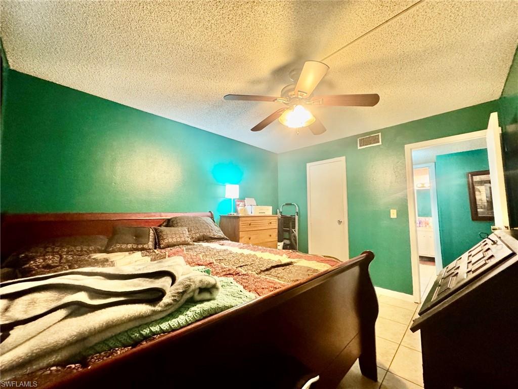 WINDSOR WEST - Residential