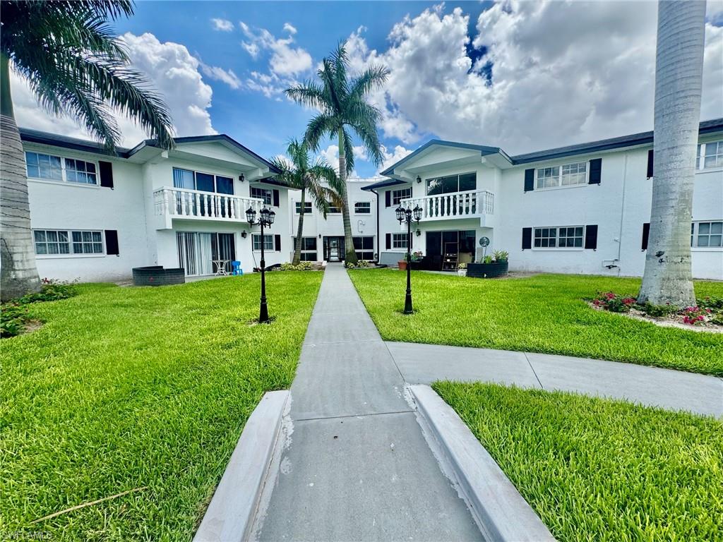 WINDSOR WEST - Residential