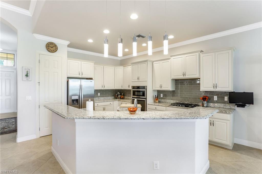 CORDOVA AT SPANISH WELLS - Residential
