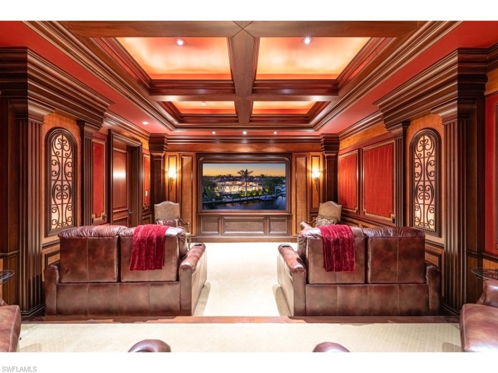 AQUALANE SHORES - Residential