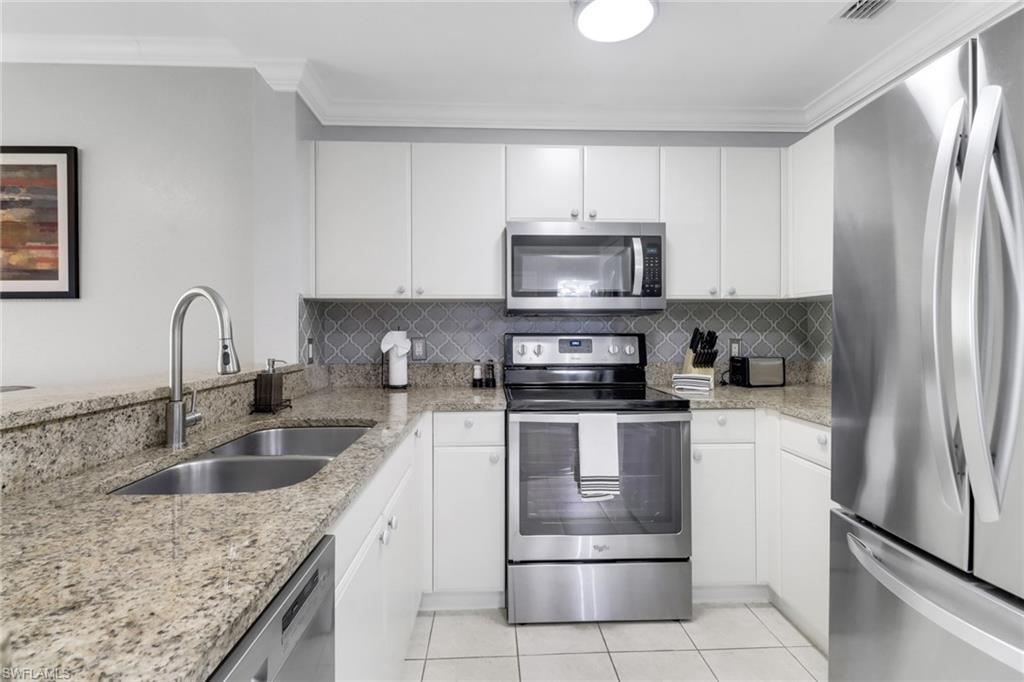 BOTANICAL PLACE - Residential Lease