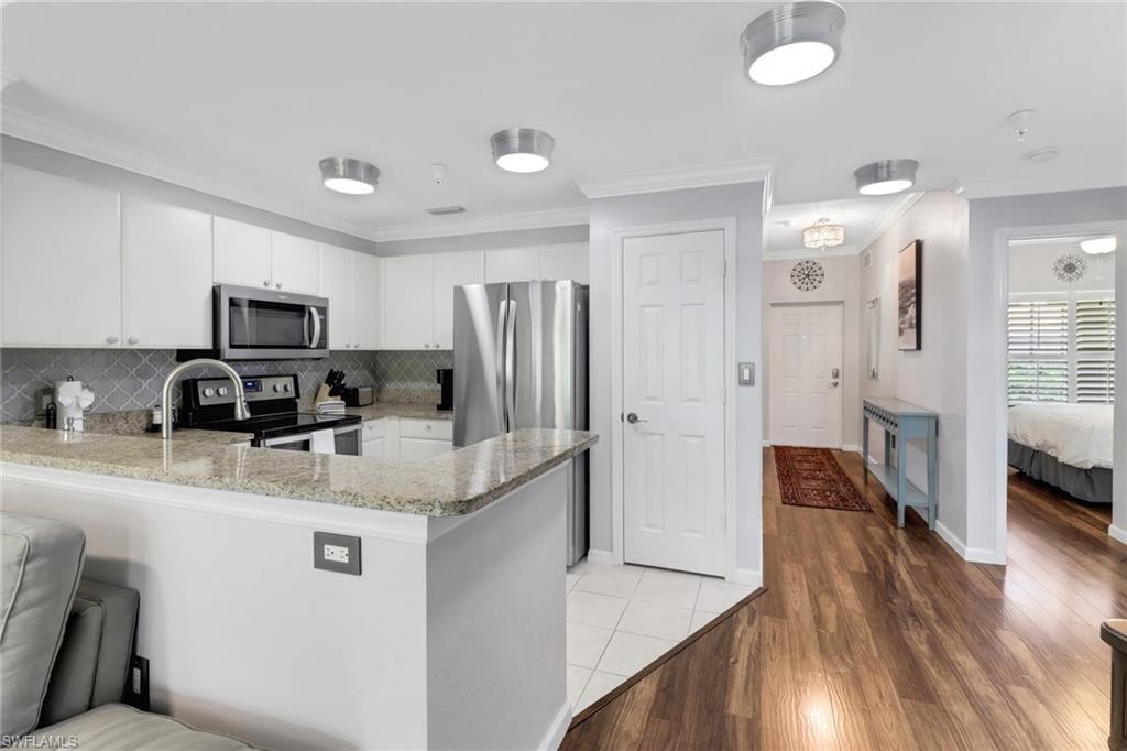BOTANICAL PLACE - Residential Lease