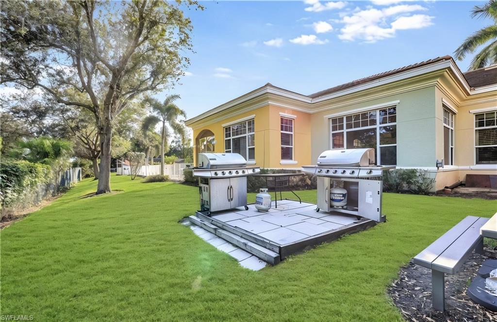 BOTANICAL PLACE - Residential Lease
