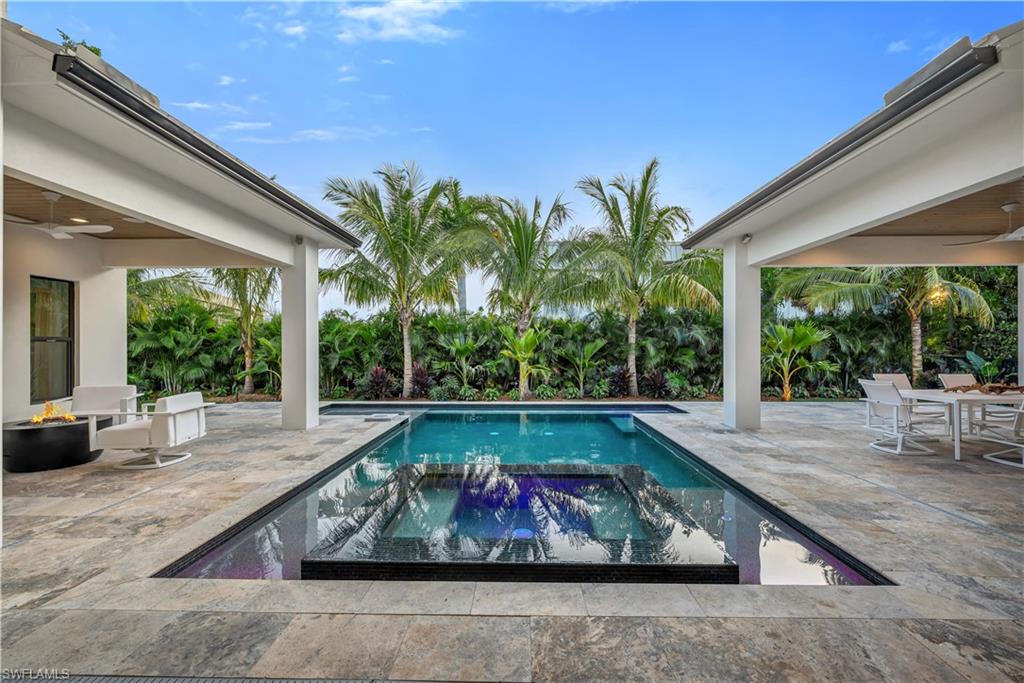 PARK SHORE - Residential