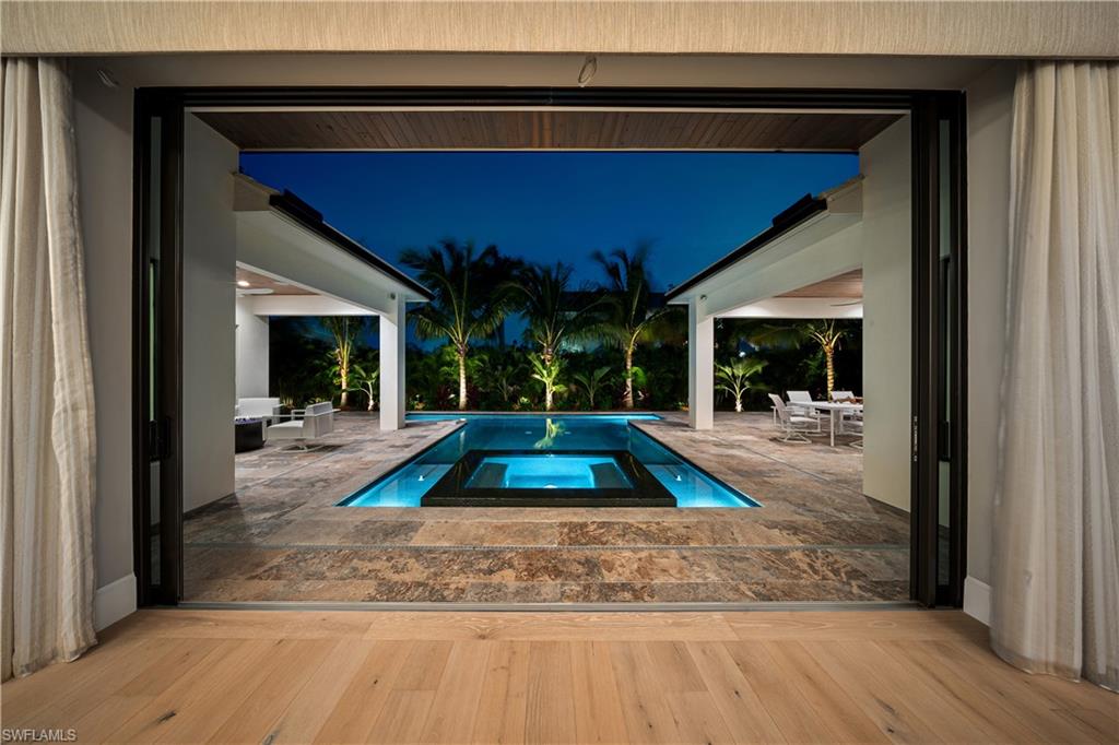PARK SHORE - Residential